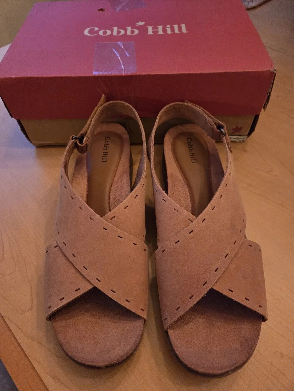 Rockport Cobb Hill 9.5 NIB May Slingback Wedge Sandals Suede Leather Cross Strap
